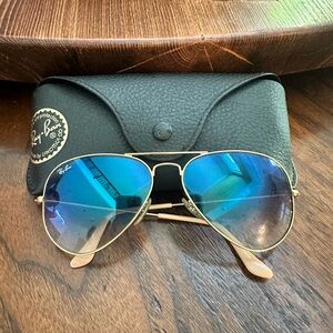 Ray Ban Aviator Sunglasses